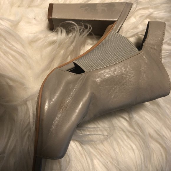 Vince Camuto - Camma grey - Picture 2 of 3